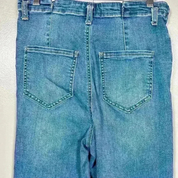 MOM JEANS High Rise Mid Wash Pleat Waistline Soft Straight Leg Women Size 4 - Picture 8 of 9